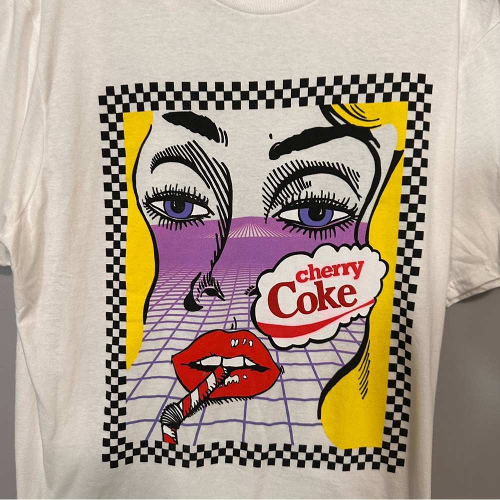 Coca-Cola Cherry Coke Women's T-Shirt Size Large - Picture 3 of 5